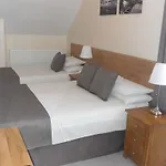 Bed & Breakfast Powys 4*