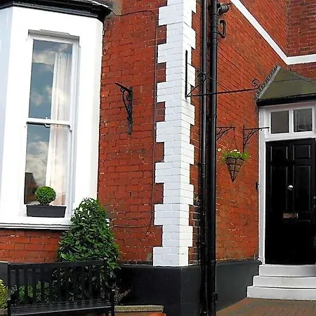 Bed & Breakfast Powys Scarborough