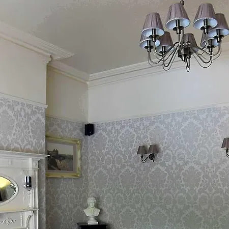 Powys Bed & Breakfast 4*